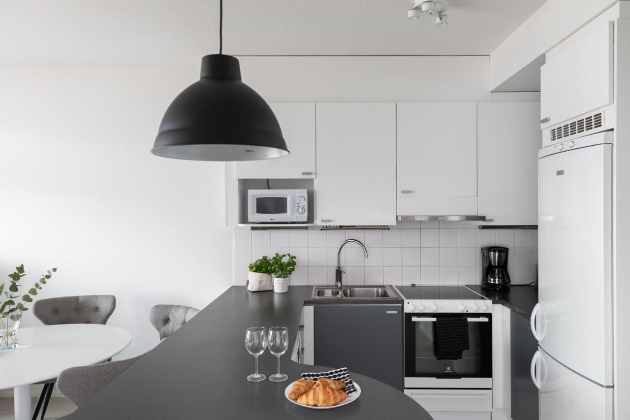 Sleepwell Apartment Rio- Tyynimeri With Private Sauna And Parking Helsinki Exterior photo